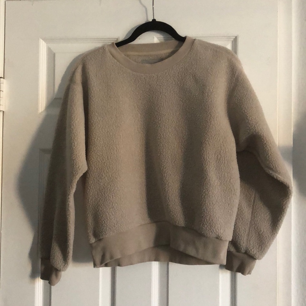 Everlane ReNew Fleece in Oat